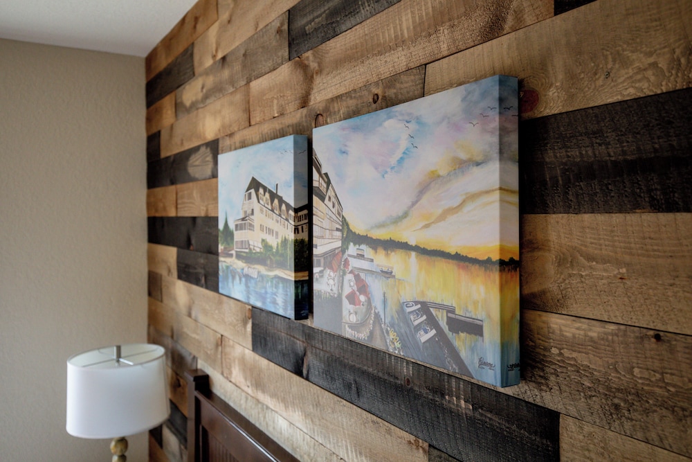 Lakeview King Room photo 3