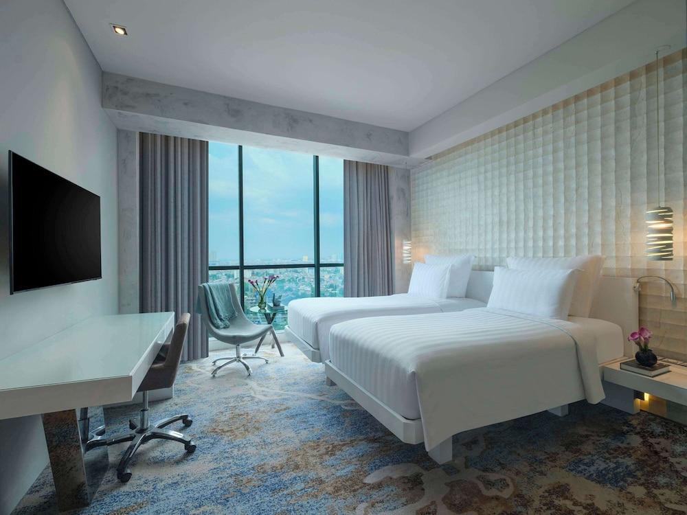 Deluxe Room, 2 Twin Beds - Photo 9