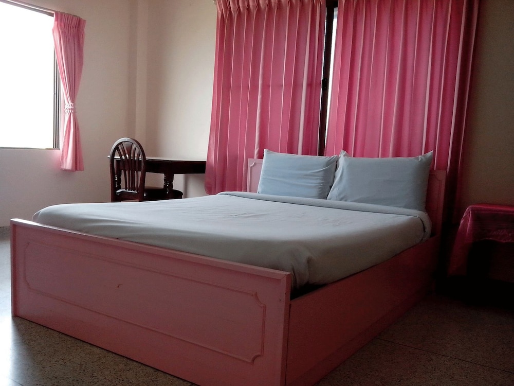 Standard Room photo 2