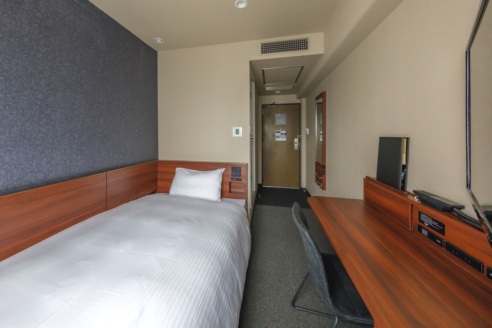 Economy Single Room, Non Smoking (Single Use) photo 1