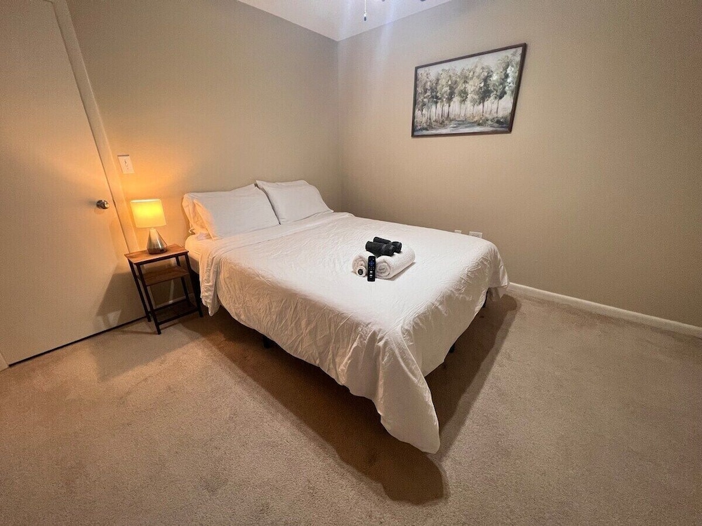 Double Room, Ensuite (Room 2)