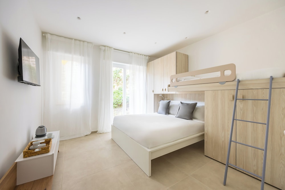 Family Triple Room