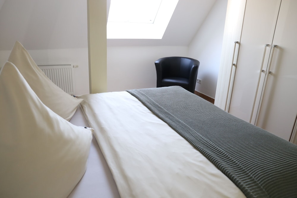 Condo, Private Bathroom (Ferienwohnung Gelb) photo 2