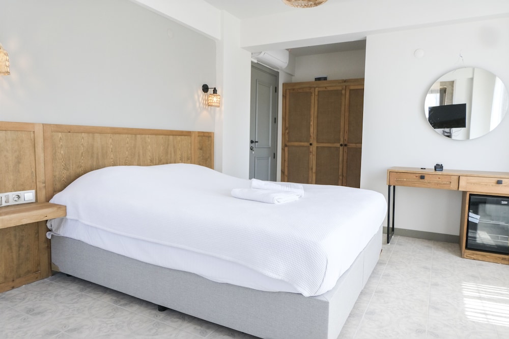 Deluxe Room, Sea View photo 1