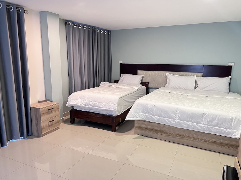 Triple Room - Photo 1