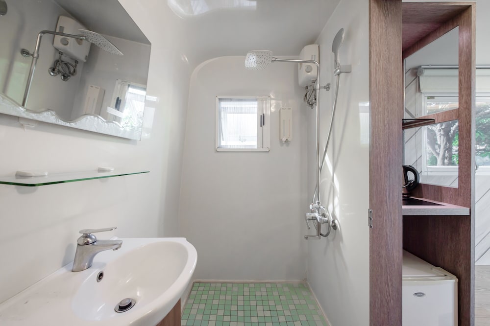 Signature Mobile Home photo 2