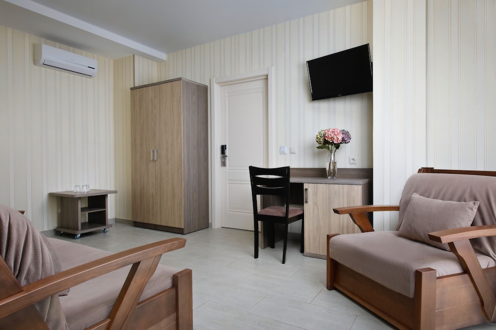 Family Suite, Balcony photo 2