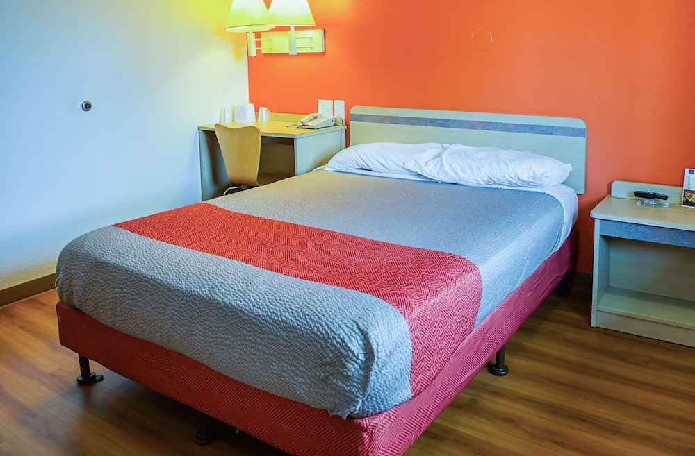 Standard Single Room, Accessible, Non Smoking photo 1