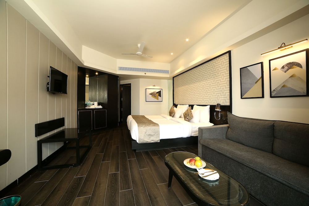Super Deluxe Room - Photo 5
