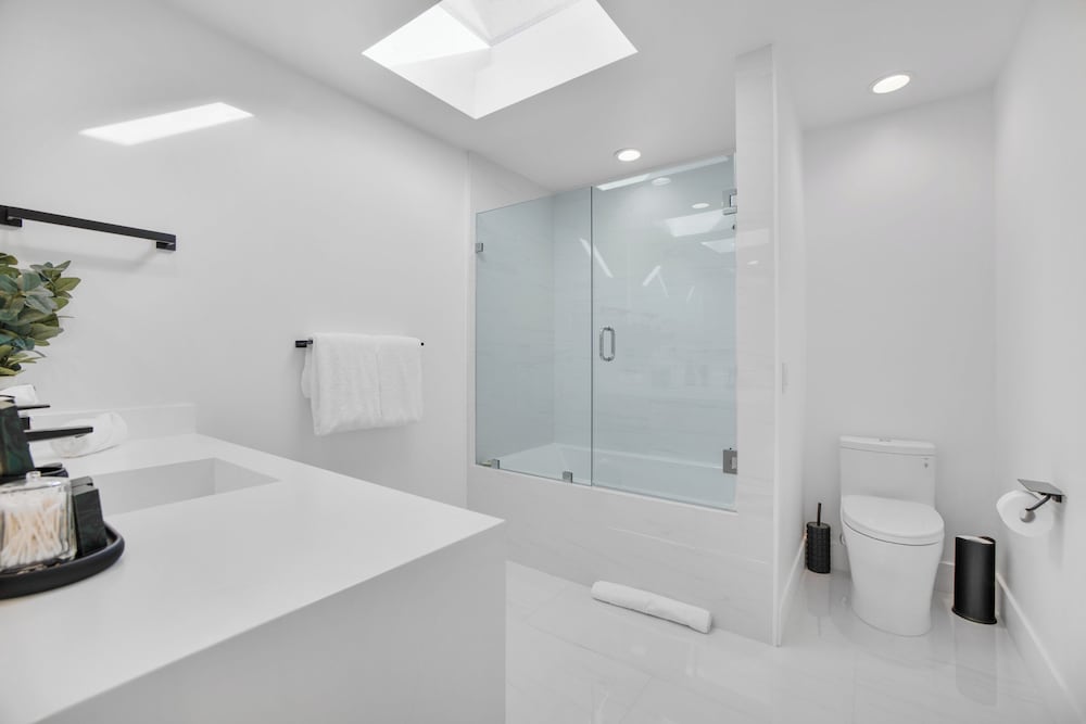 Luxury House, Multiple Beds, Pool Access, Ocean View (Morning View Malibu) photo 3