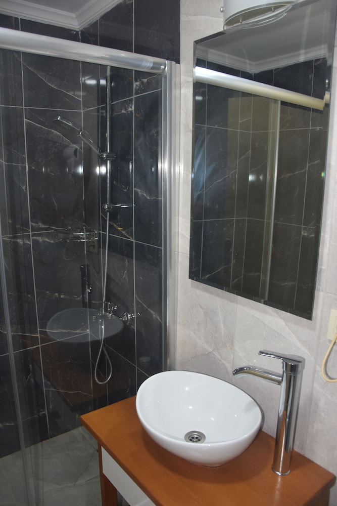 Standard Double or Twin Room photo 2