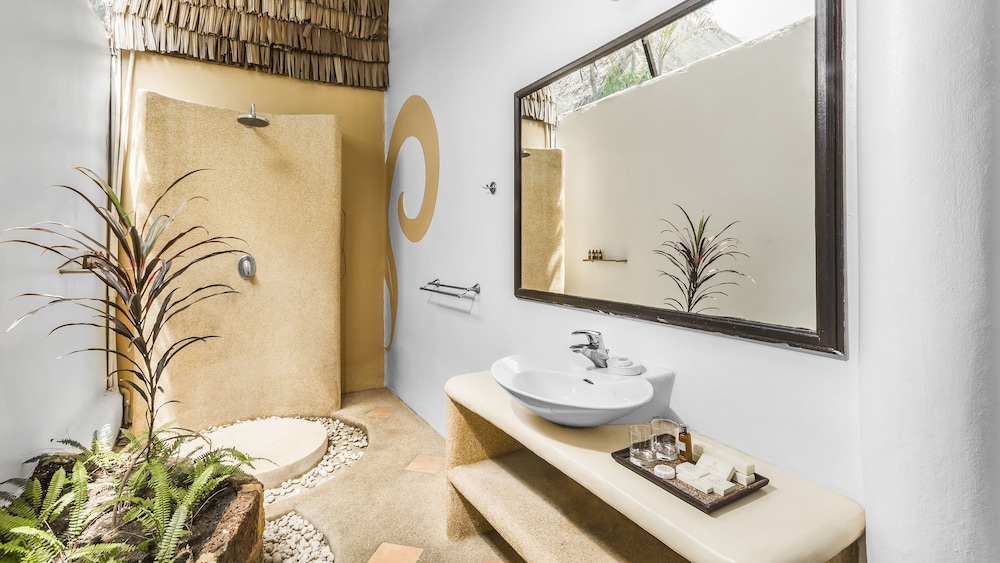 One bedroom tropical pool villa - Photo 7