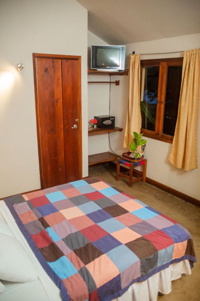 Family Room, 2 Bedrooms photo 2