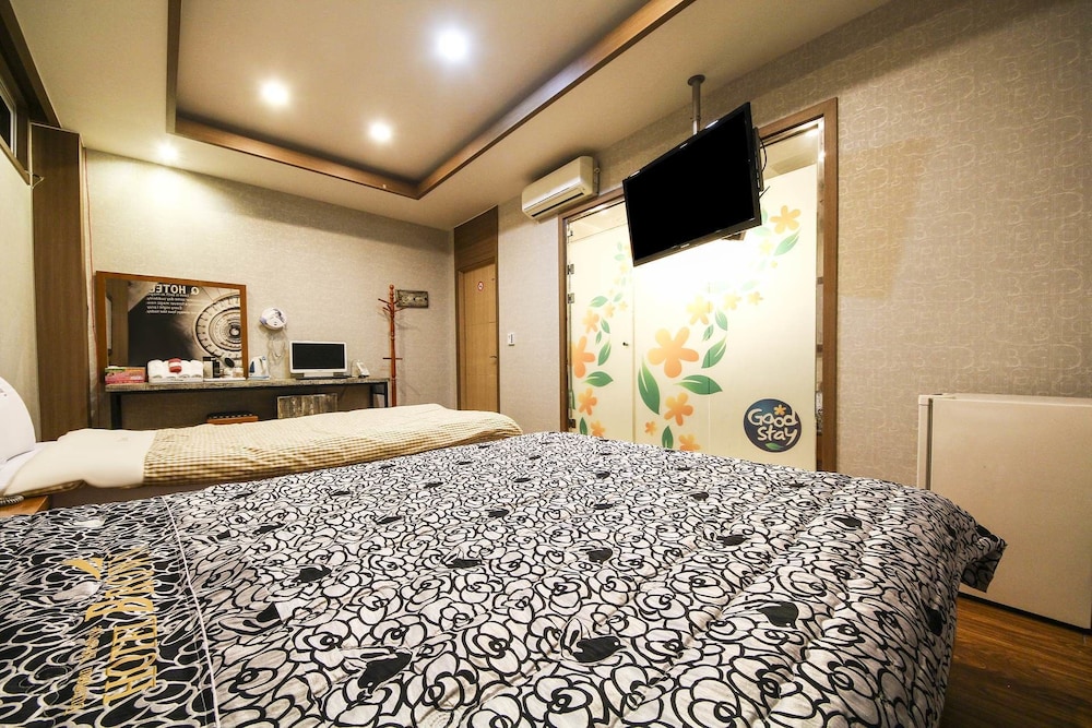 Deluxe Twin Room - Photo 4