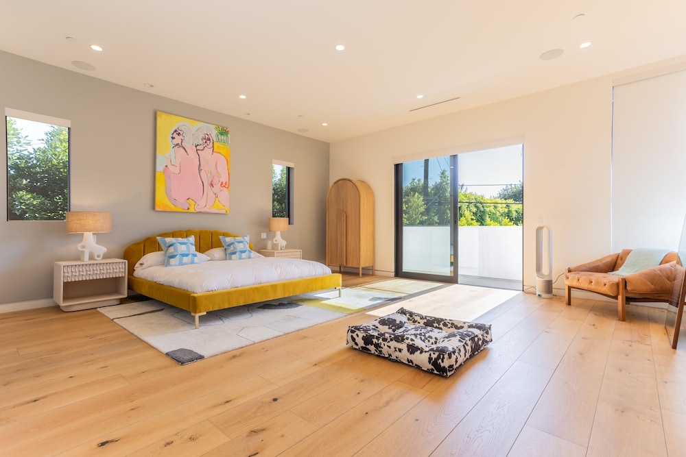 Villa (4 Bedrooms)