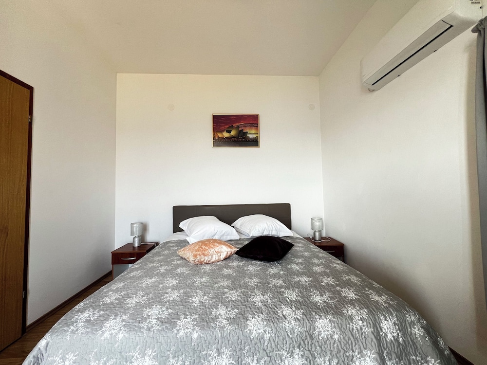 Apartment, 1 Bedroom, Sea View photo 3
