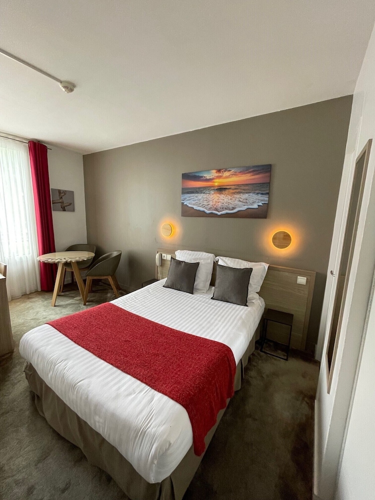 Basic Double Room