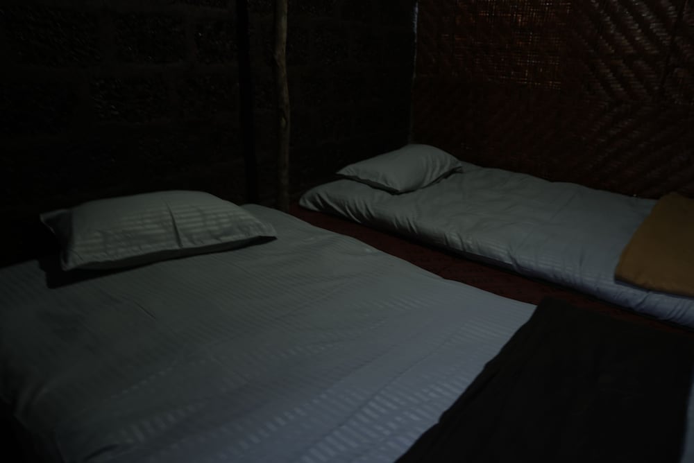Deluxe Room - Photo 9