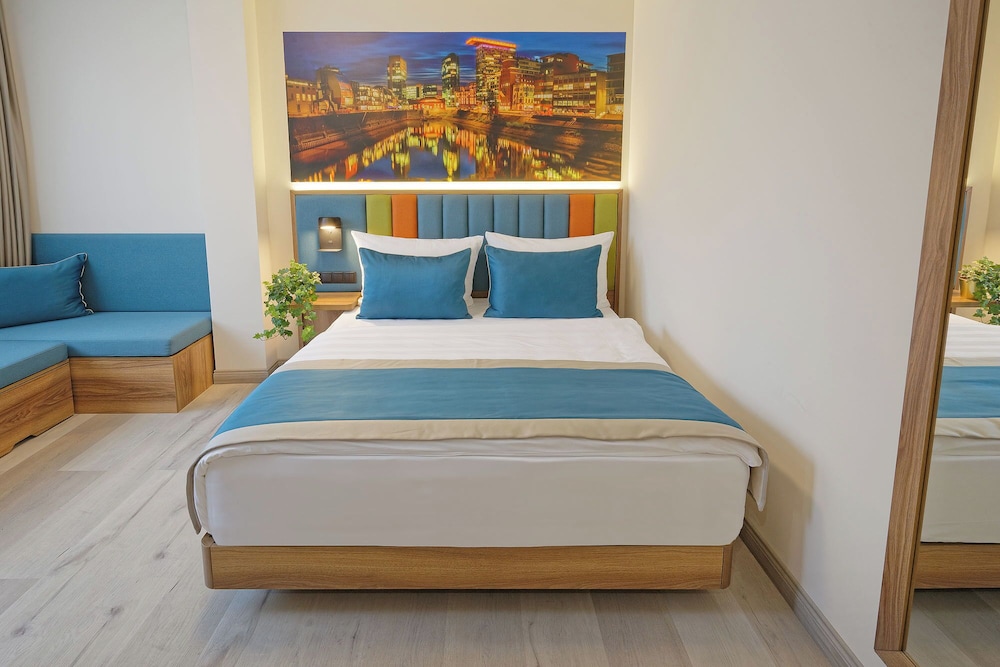Standard Double Room photo 2