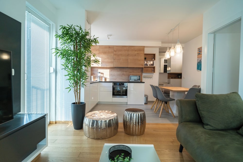 Apartment, Balcony, Courtyard View