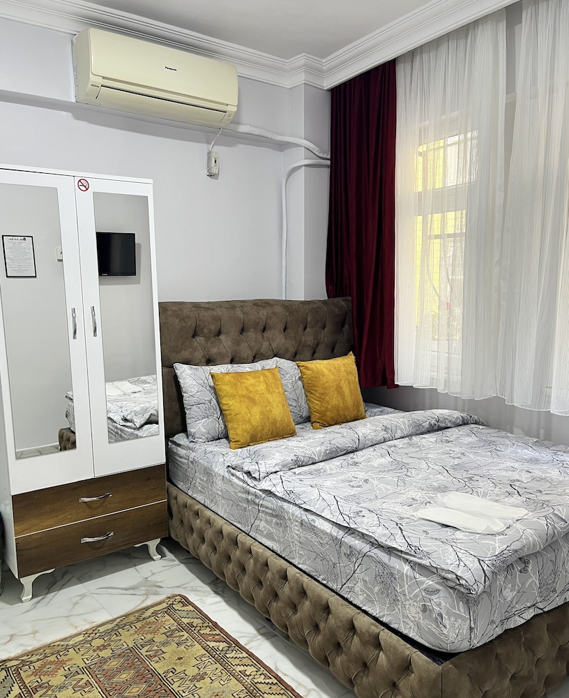Economy Room photo 1