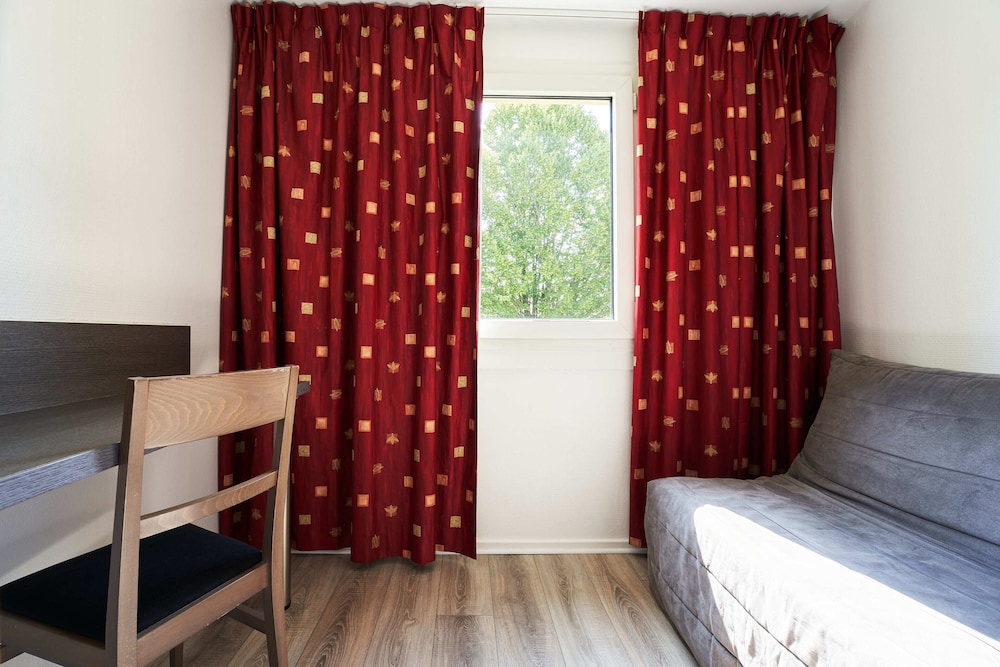 Standard Double Room - Photo 7