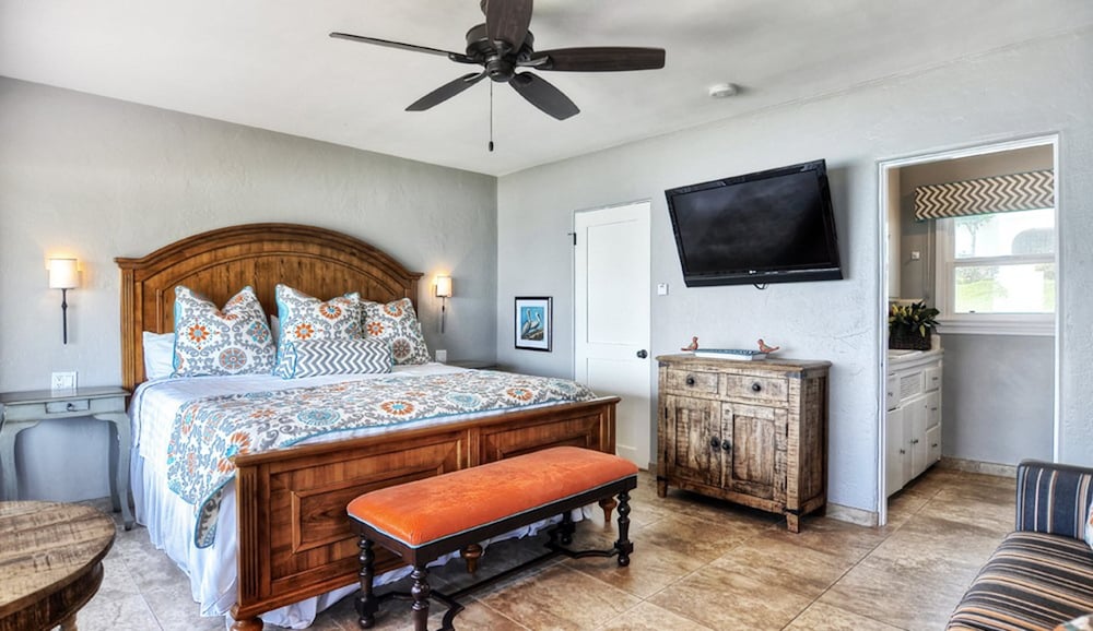 Deluxe Villa, Beach View (Room 5 North Villa)