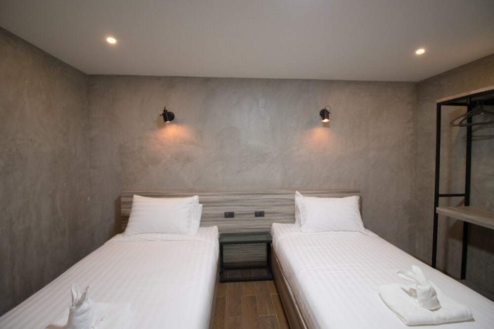 Superior Twin Room - Photo 1