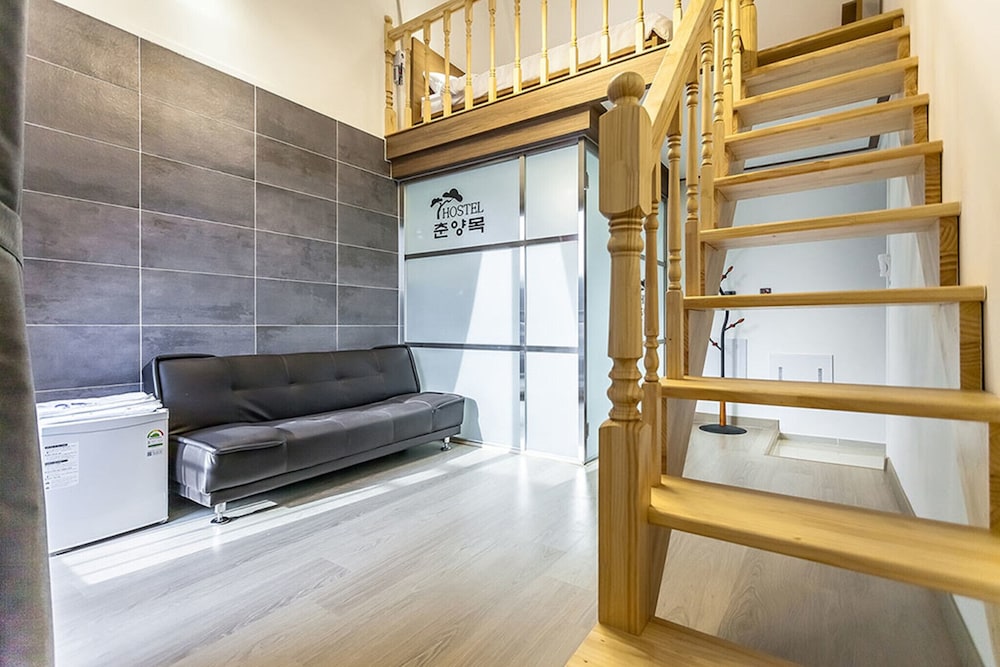 Room (Duplex Pension Suite) photo 3