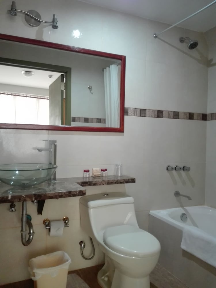 Single Room photo 2