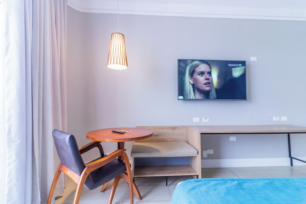 Superior Quadruple Room - Photo 2