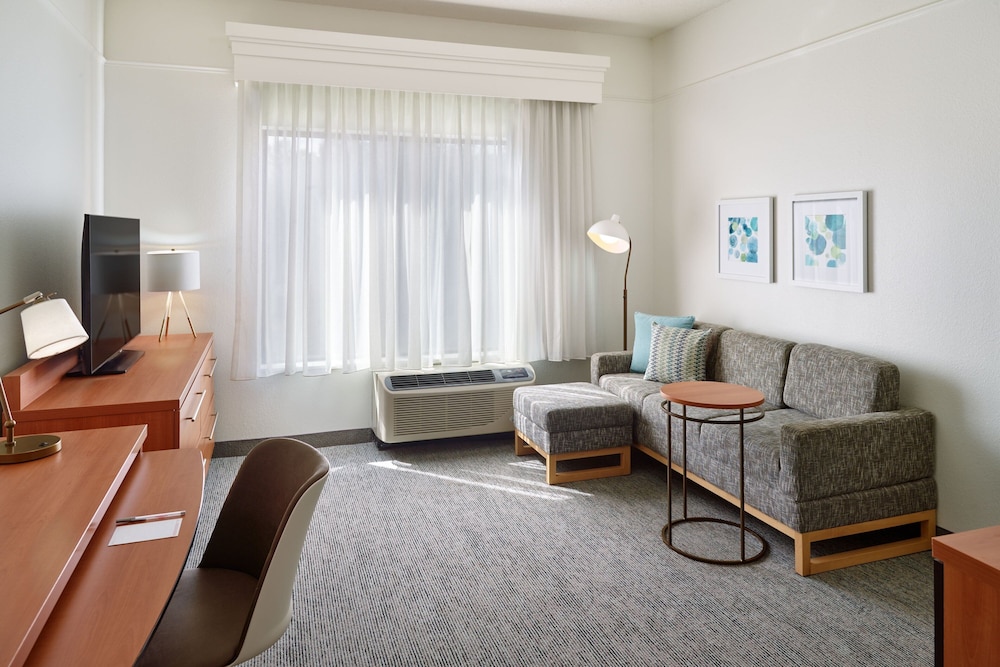 Suite, 1 Bedroom photo 1