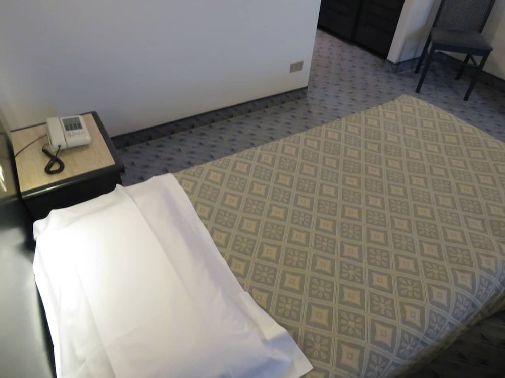 Business Single Room