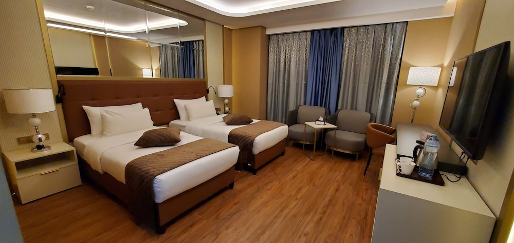 Luxury Twin Room photo 1