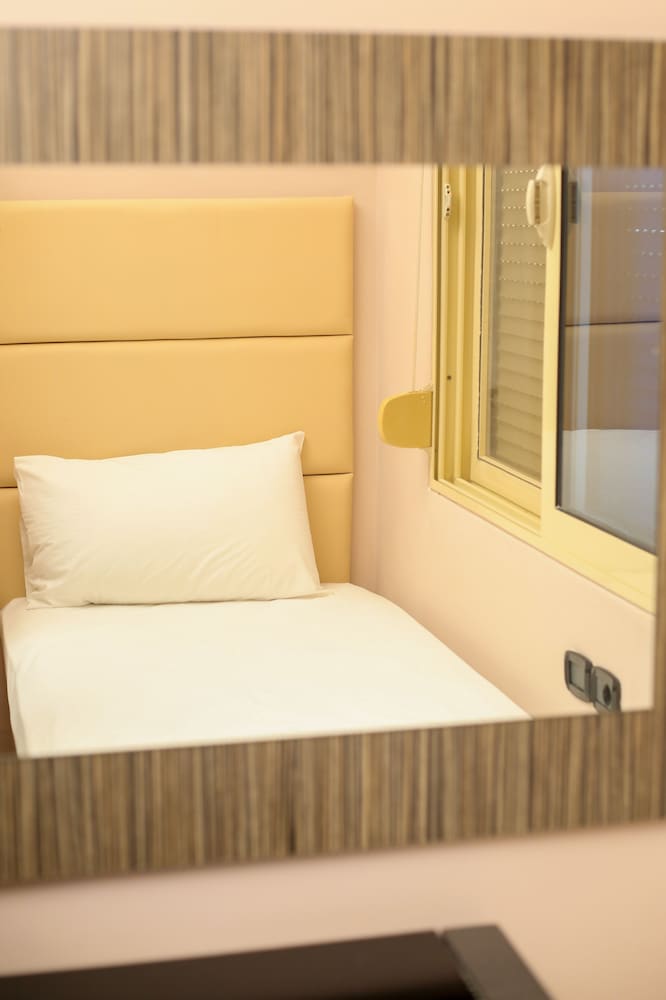 Standard Triple Room, Mountain View photo 3