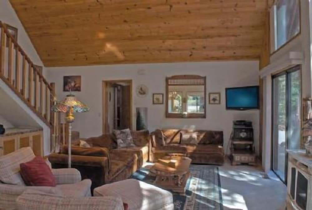 House, 4 Bedrooms photo 1