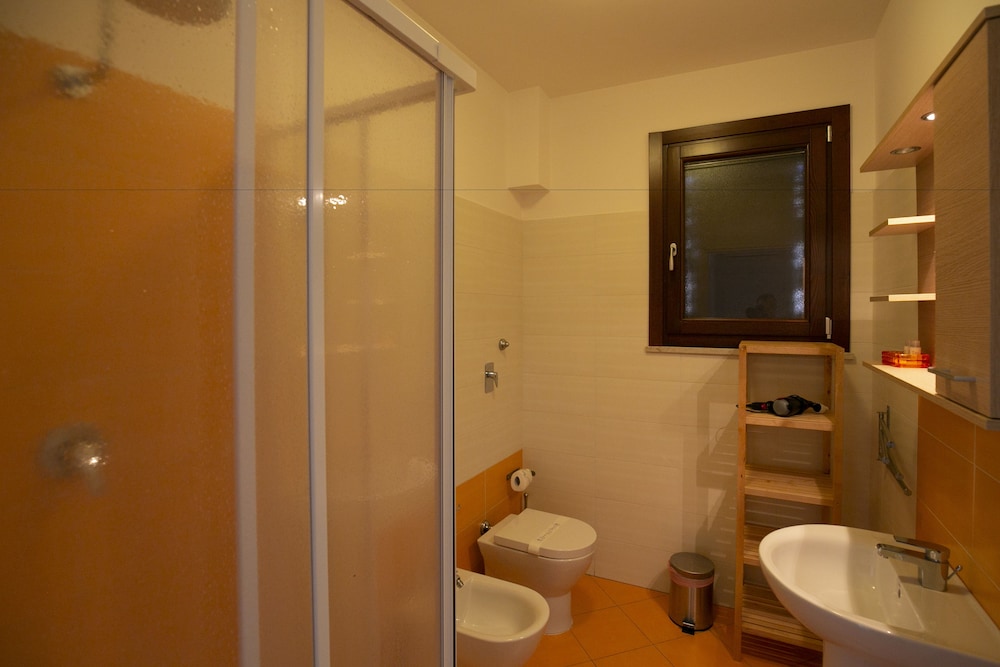 Apartment, 2 Bedrooms (5 pax) photo 2