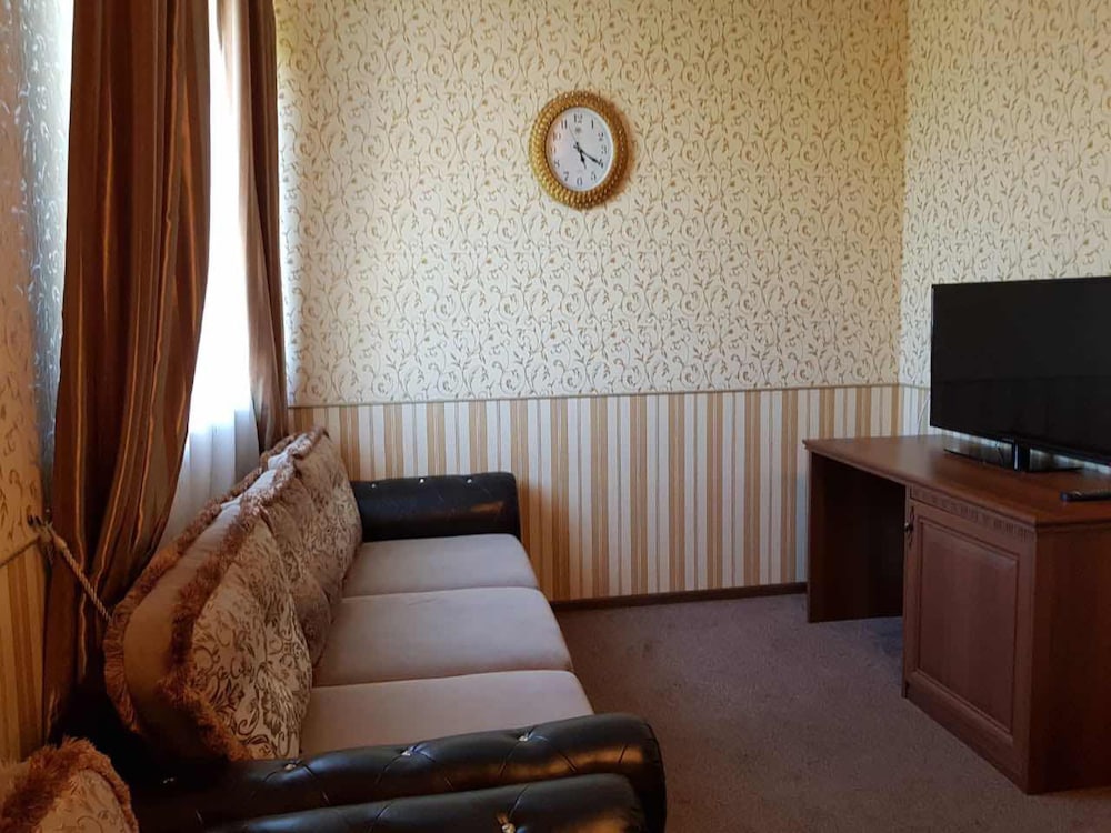 Family Room, 1 Double Bed with Sofa bed photo 2
