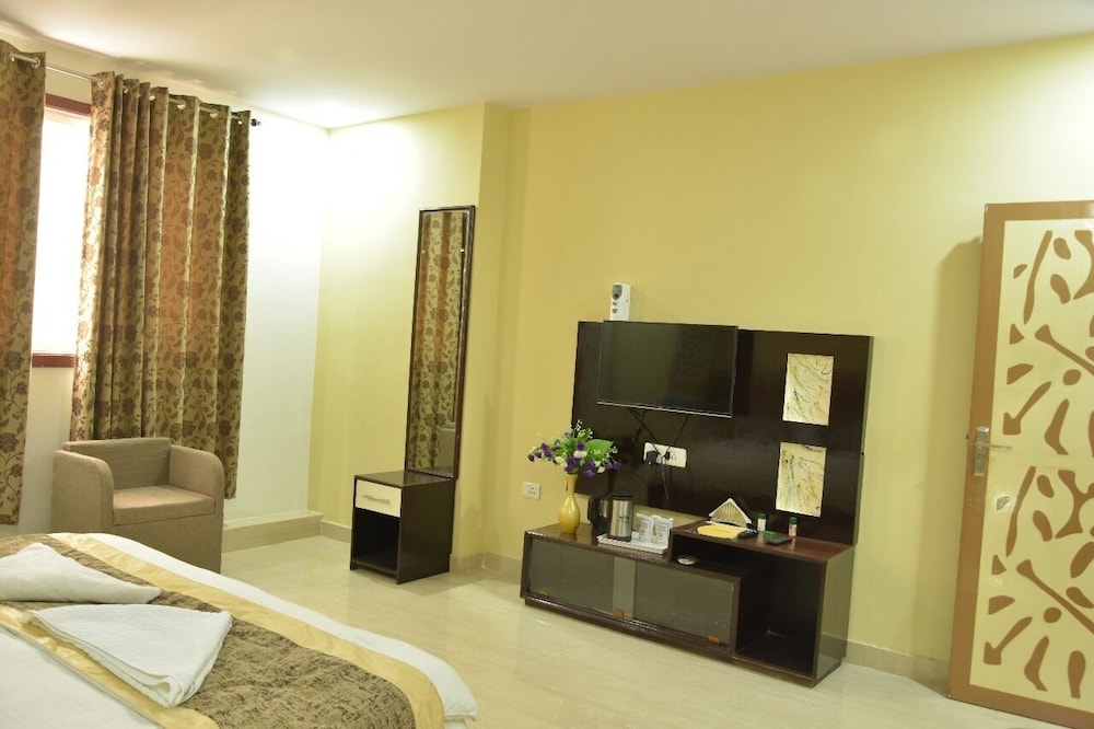 Executive Room, 1 Double Bed - Photo 2