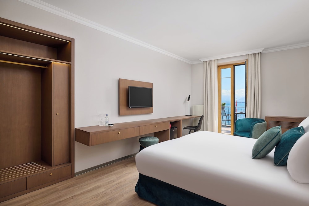Luxury Double Room, Lake View photo 3