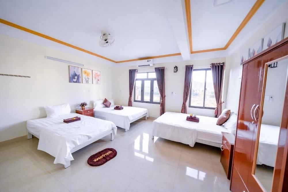 City Twin Room