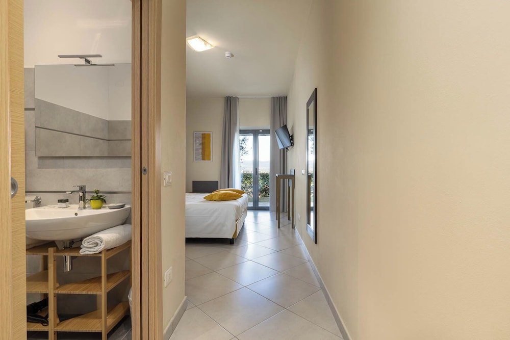 Comfort Triple Room photo 3