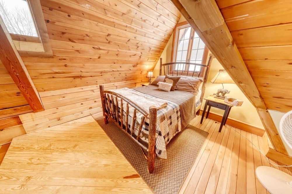 House, 2 Bedrooms photo 1