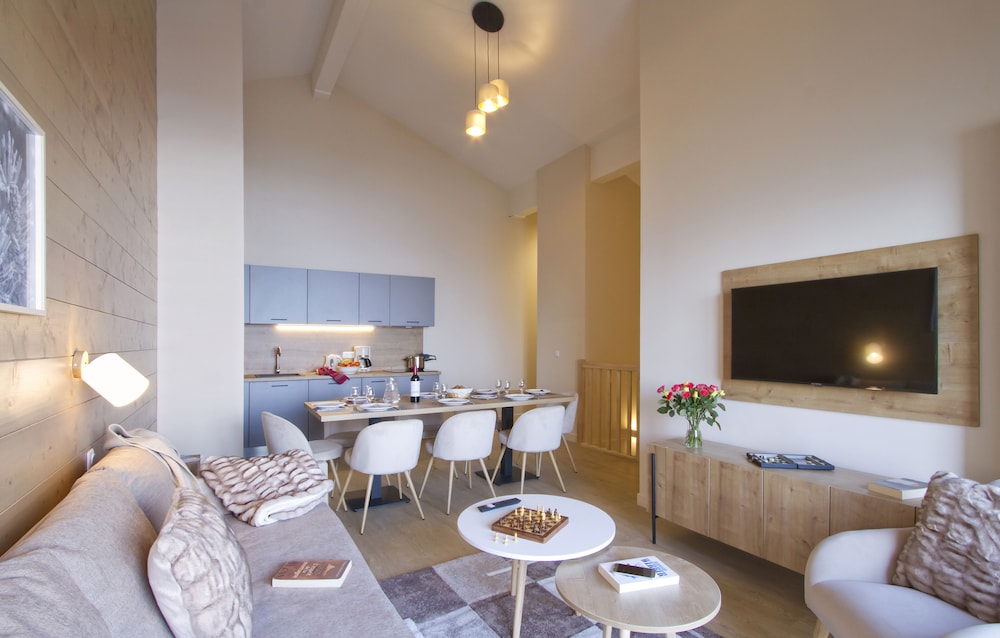 Apartment photo 2