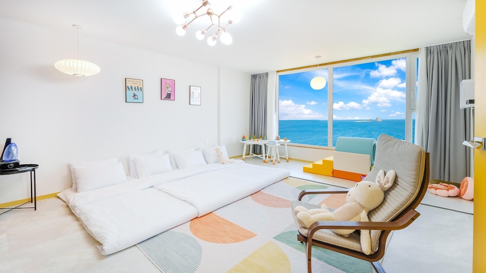 Basic Room, 1 Bedroom (sky3(3Cheung/Oceanview) - Kids room) - Photo 1