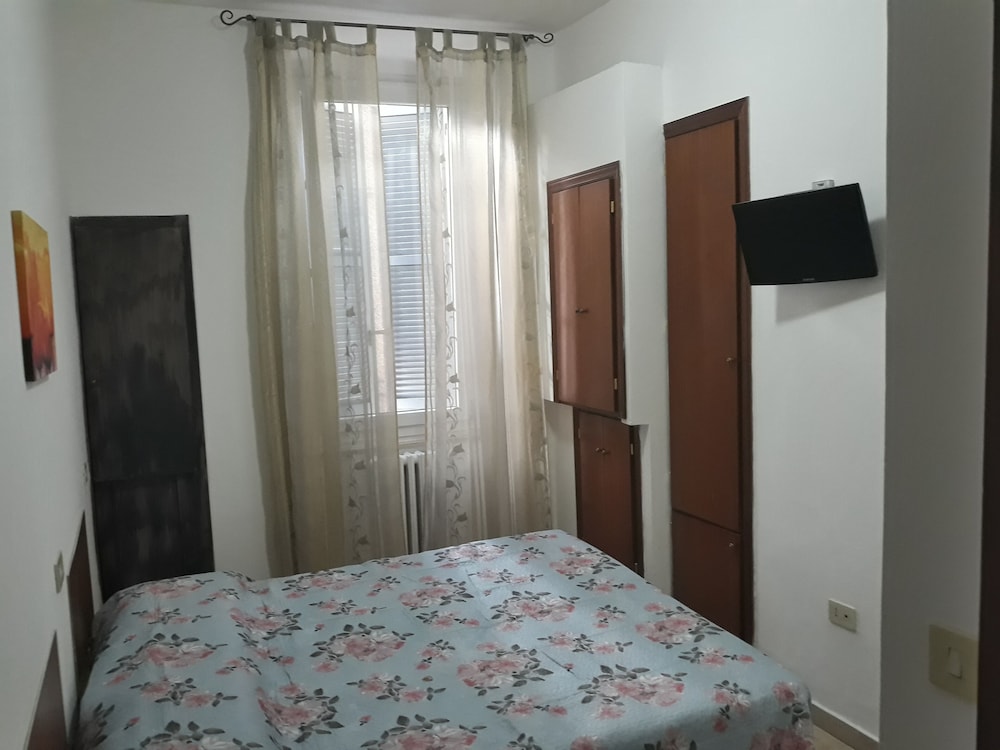 Double or Twin Room photo 2