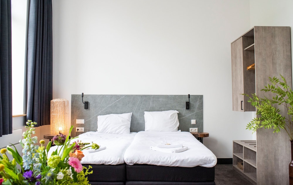 Luxury Studio Suite (3 & 4) photo 2