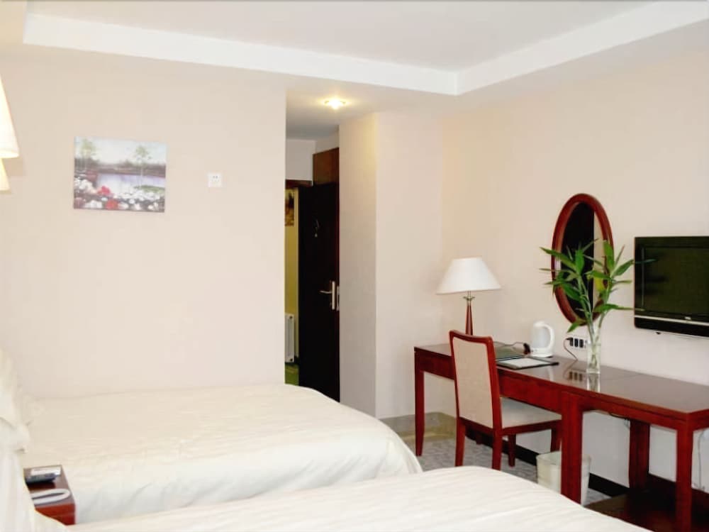 Superior Twin Room photo 2