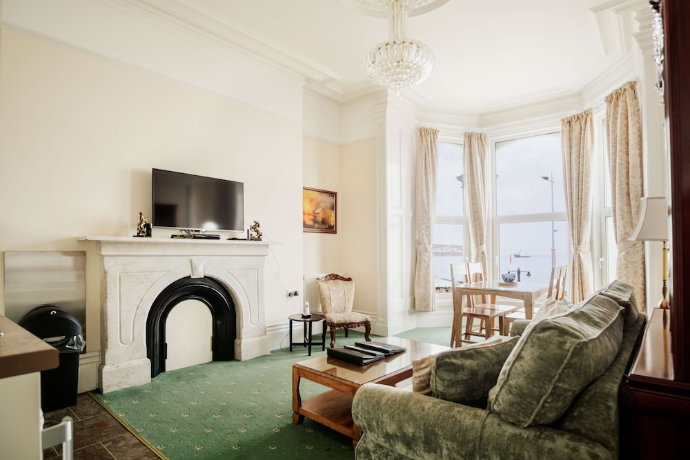 Premium Apartment, 2 Bedrooms, Sea View photo 3