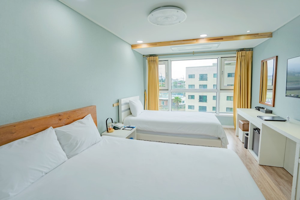 Standard Twin Room, Mountain View - Photo 2